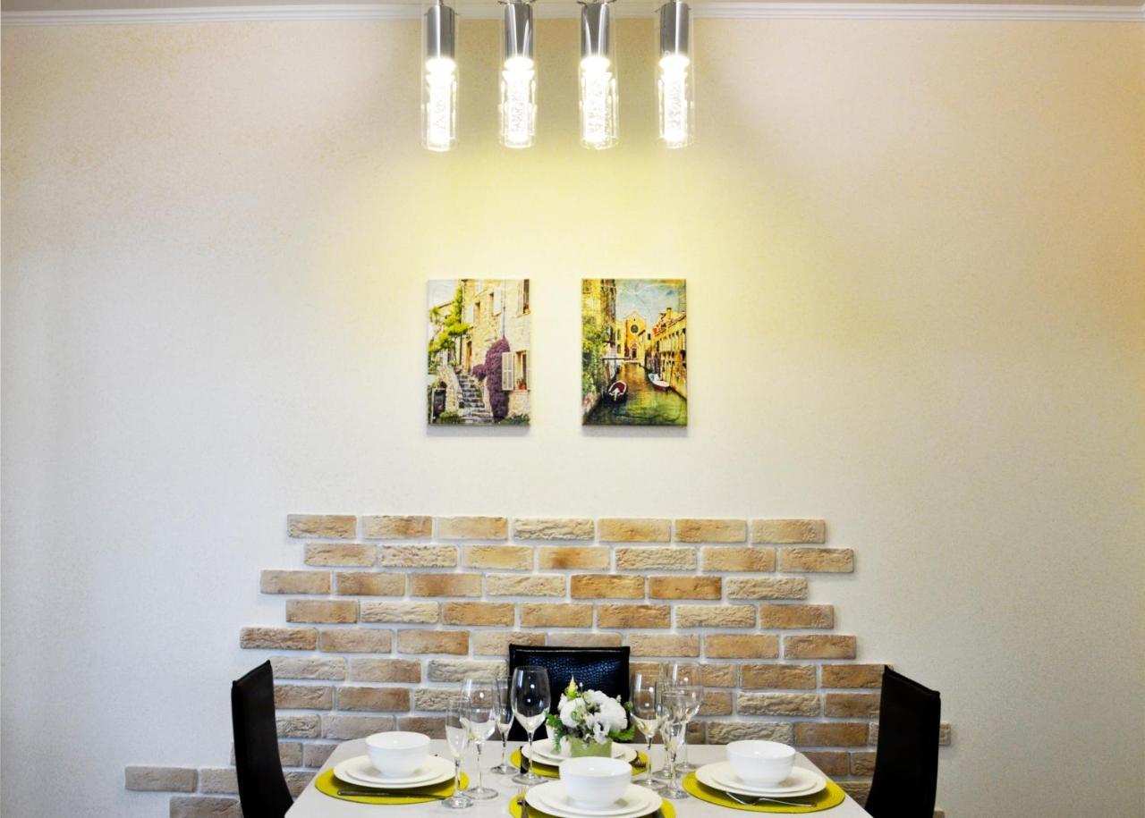 Comfort Apartments - Beautiful Suite By The Park Гродно Экстерьер фото