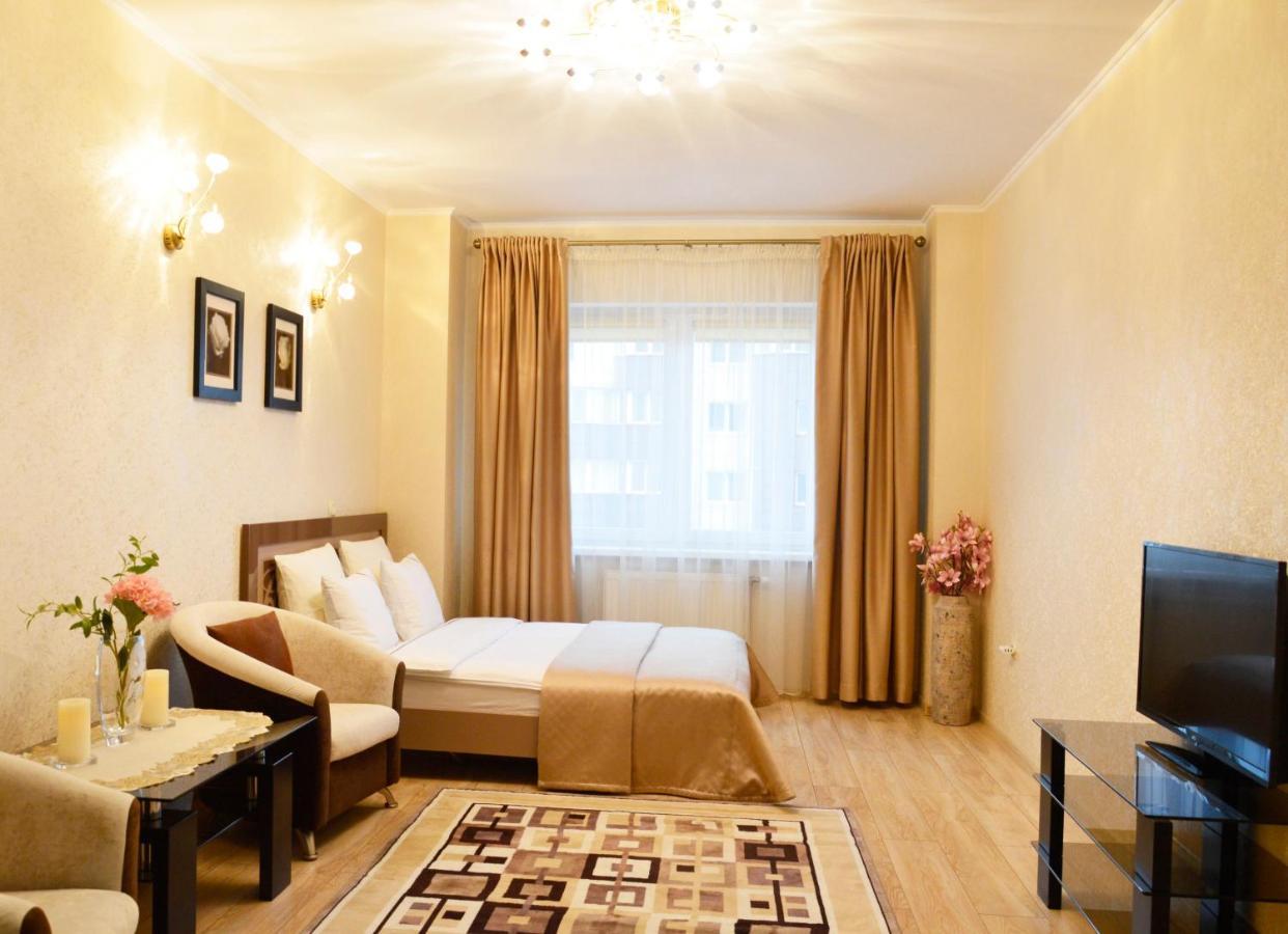 Comfort Apartments - Beautiful Suite By The Park Гродно Экстерьер фото